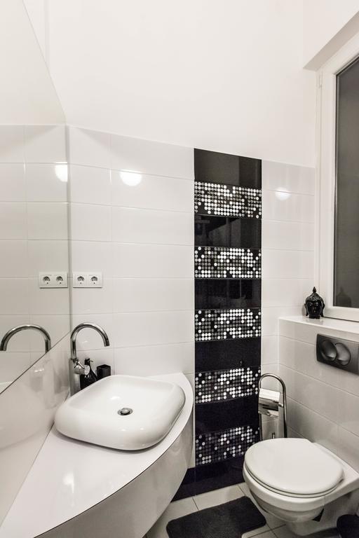 Modern Centre Apartman